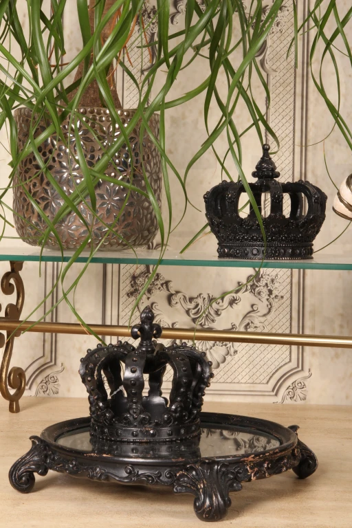 Decorative Crown - Black - 13.2 cm - Resin