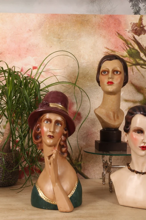 Female Bust - Brown - 44.5 cm
