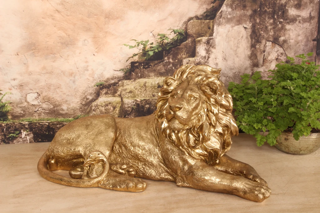 Lion Sculpture – Gold – 80 cm