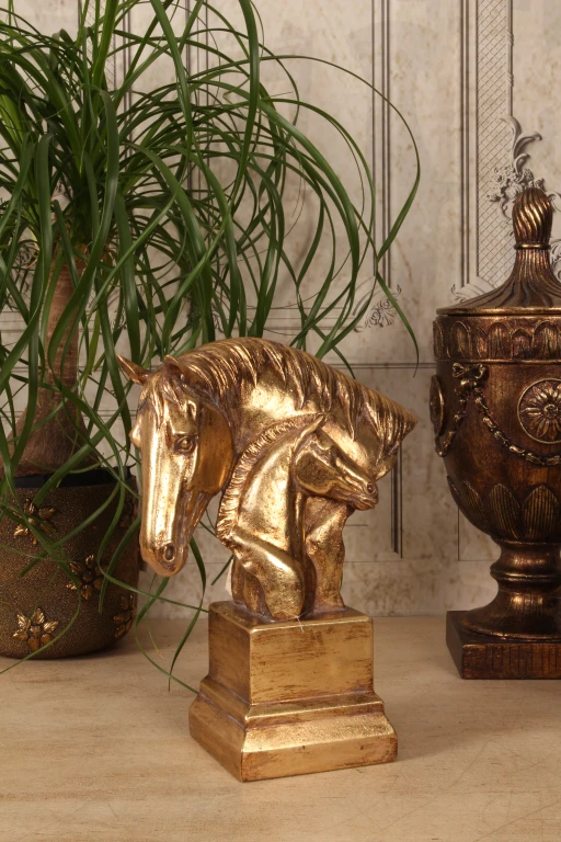 Sculpture of Horse Heads - Gold - 30 cm