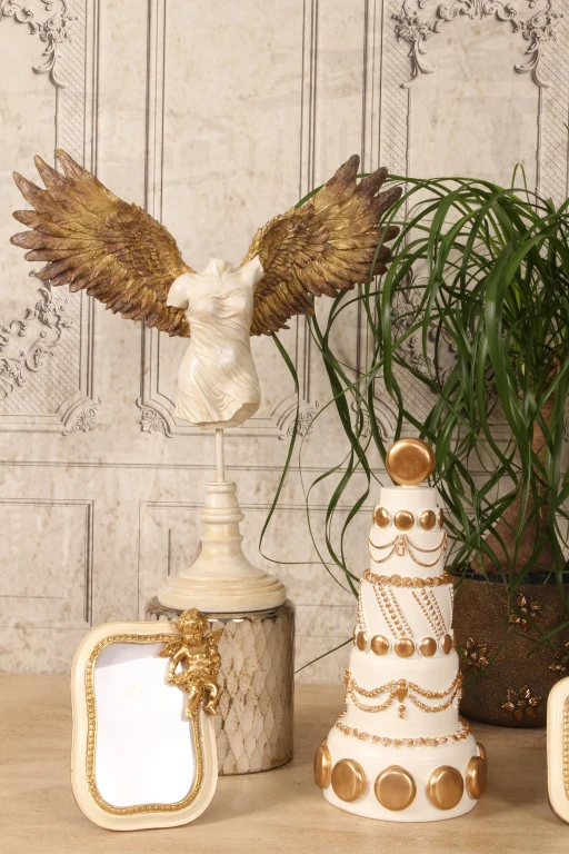 Decorative Cake - White/Cream with Gold - 33.5 cm - Synthetic Resin