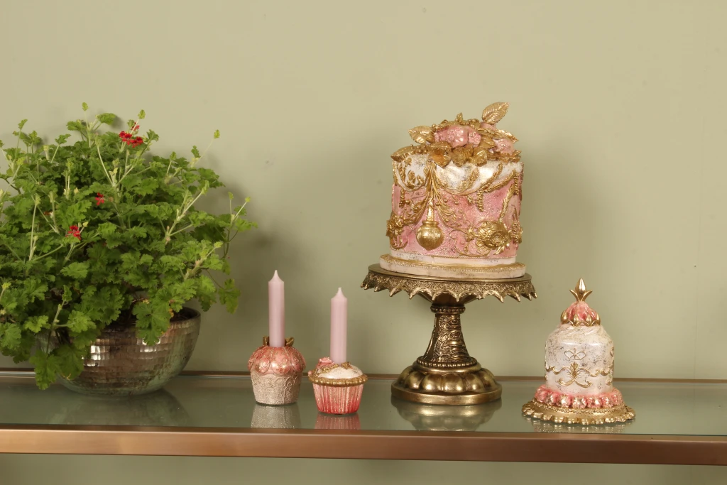 Decorative Cake - Pink - 24 cm - Resin
