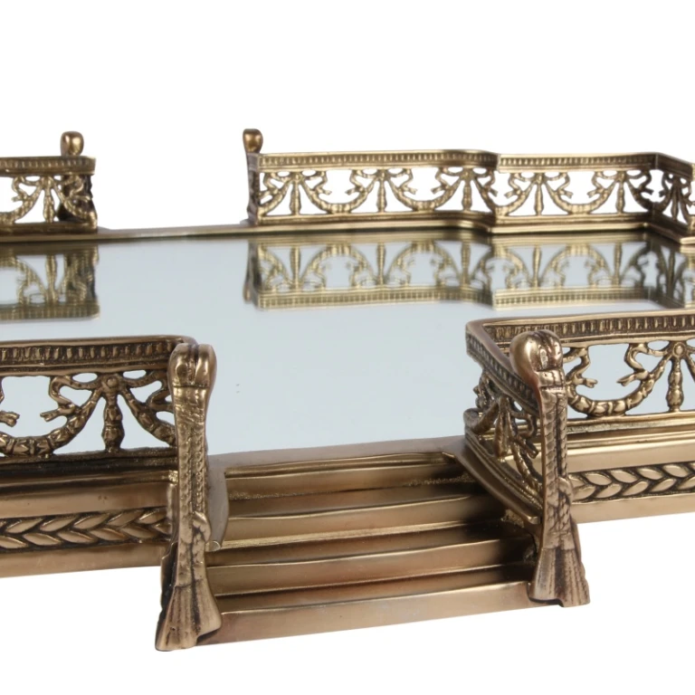 Gold brass tray - 71 x 50 cm